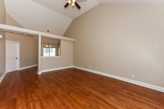 1241 Alandee St in Nashville, TN - Building Photo - Building Photo