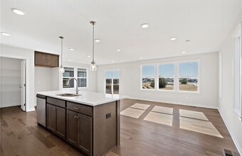 1106 NW Yorktown Dr in Waukee, IA - Foto de edificio - Building Photo