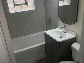 315 Oglesby Ave in Calumet City, IL - Building Photo - Building Photo