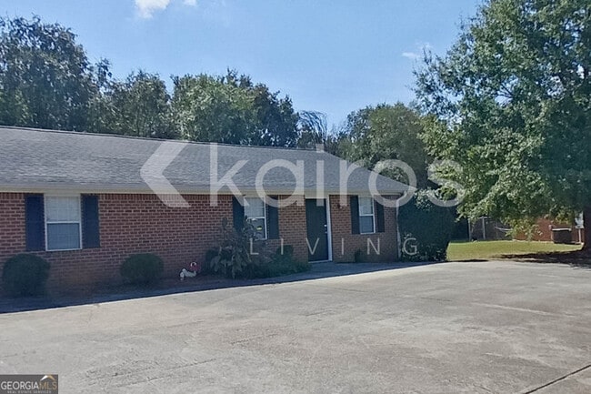 180 Deer Pkwy in Athens, GA - Building Photo - Building Photo