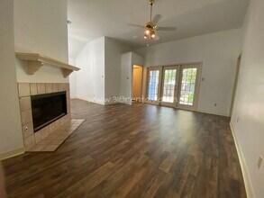 1301 Pecan Square in Bossier City, LA - Building Photo - Building Photo