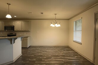 5912 Villa Rosa Way in Tyler, TX - Building Photo - Building Photo