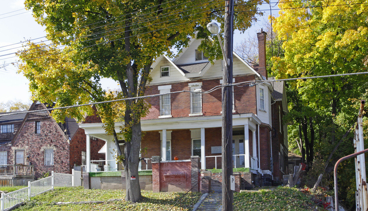 205 N Negley Ave in Pittsburgh, PA - Building Photo