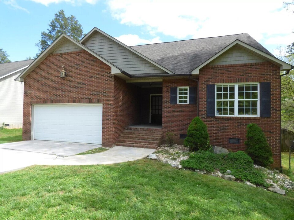 12916 Boyd Station Rd in Knoxville, TN - Building Photo