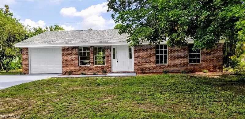 503 Penn Rd W in Lehigh Acres, FL - Building Photo