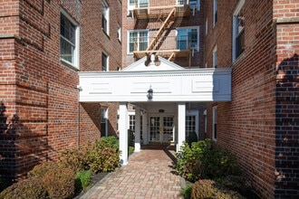 Smith St. Gardens in Freeport, NY - Building Photo - Building Photo