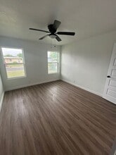 1601 Cambridge Dr in Corpus Christi, TX - Building Photo - Building Photo