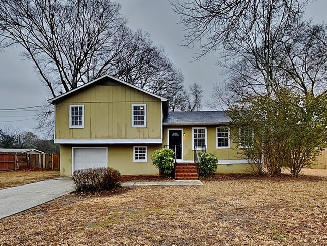 property at 4711 Mosley Rd