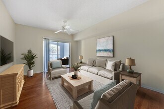 Via Lugano in Boynton Beach, FL - Building Photo - Building Photo