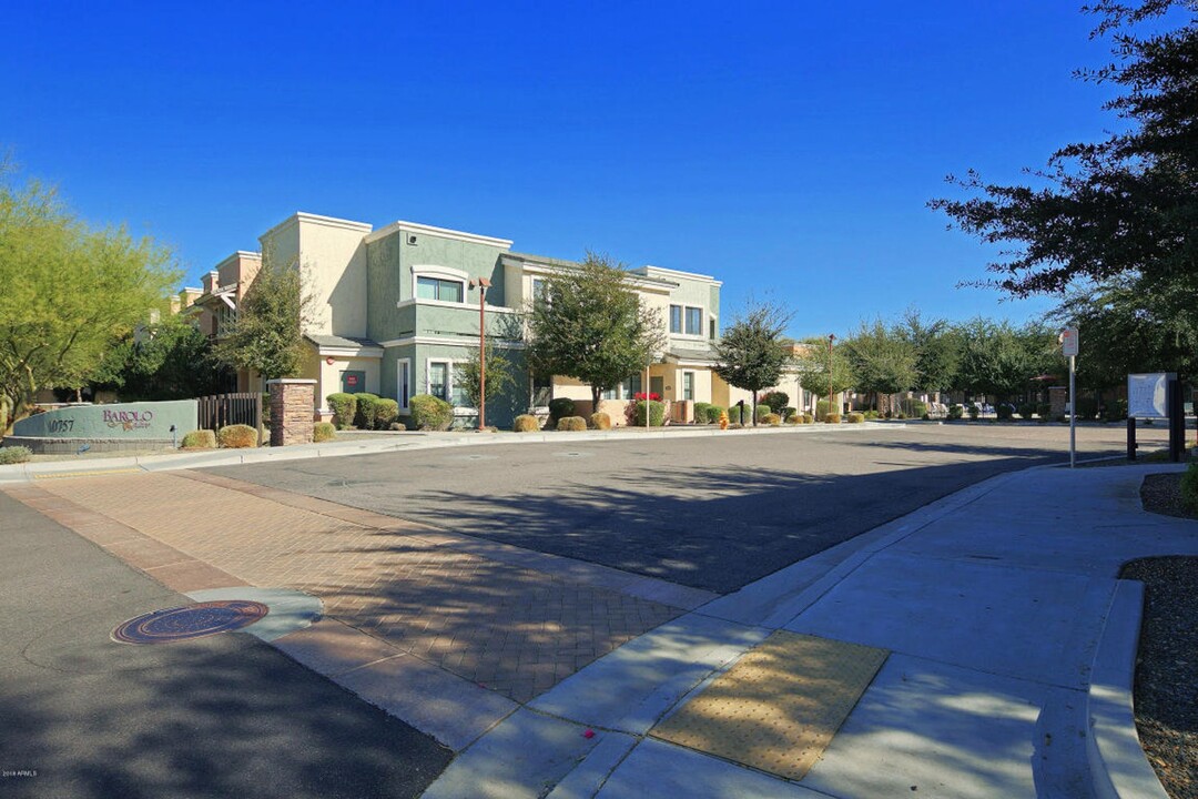 10757 N 74th St in Scottsdale, AZ - Building Photo