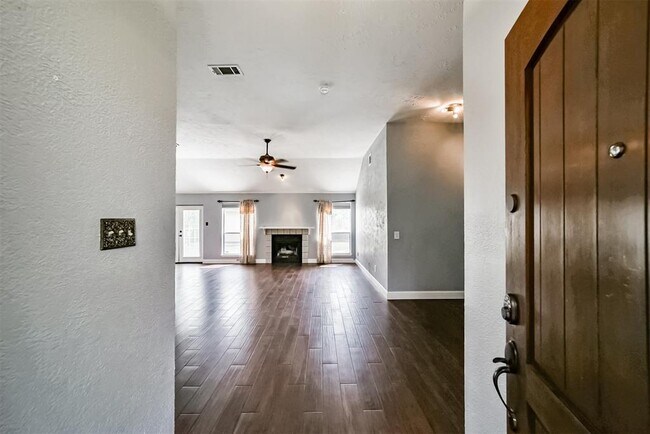 8131 Split Oak Dr in Houston, TX - Building Photo - Building Photo