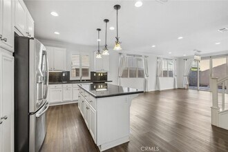27 Sacred Path in Irvine, CA - Building Photo - Building Photo
