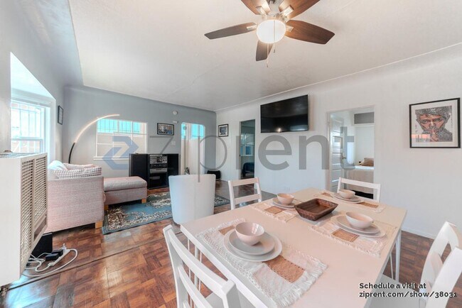 8703 Baring Cross St in Los Angeles, CA - Building Photo - Building Photo