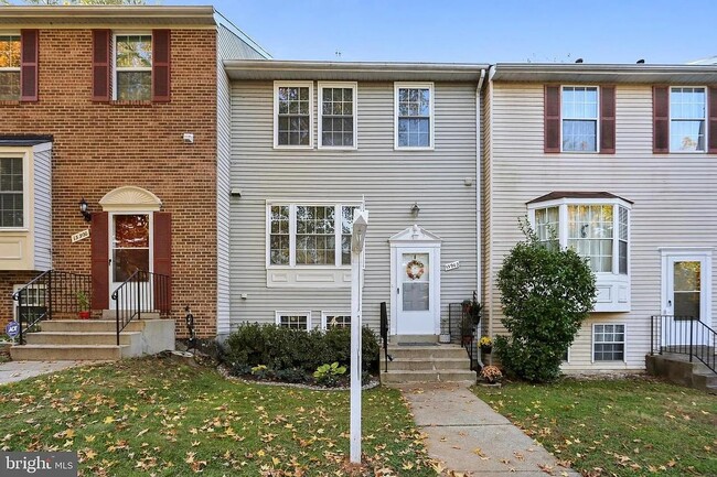 property at 15902 Yukon Ln