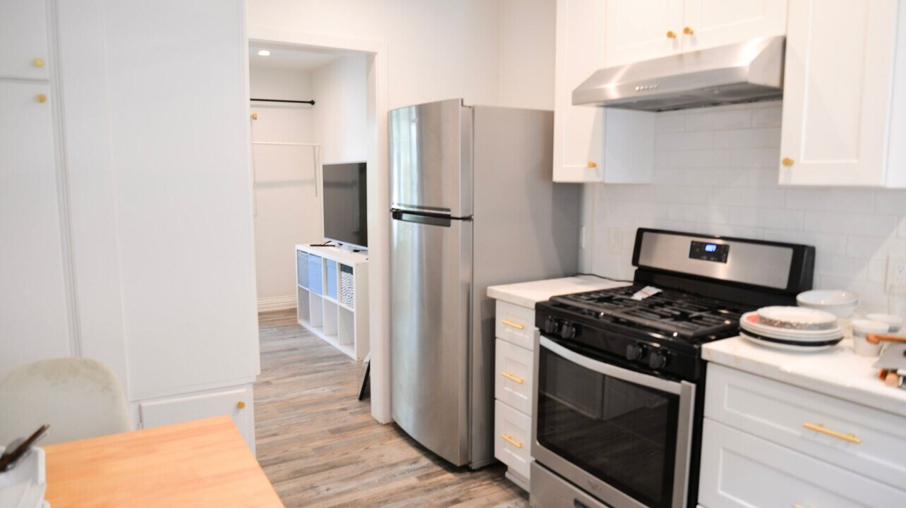 150 Avenida Serra in San Clemente, CA - Building Photo