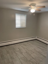 4865 Cadieux Rd in Detroit, MI - Building Photo - Building Photo