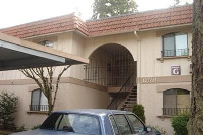 property at 12521 NE 117th Pl