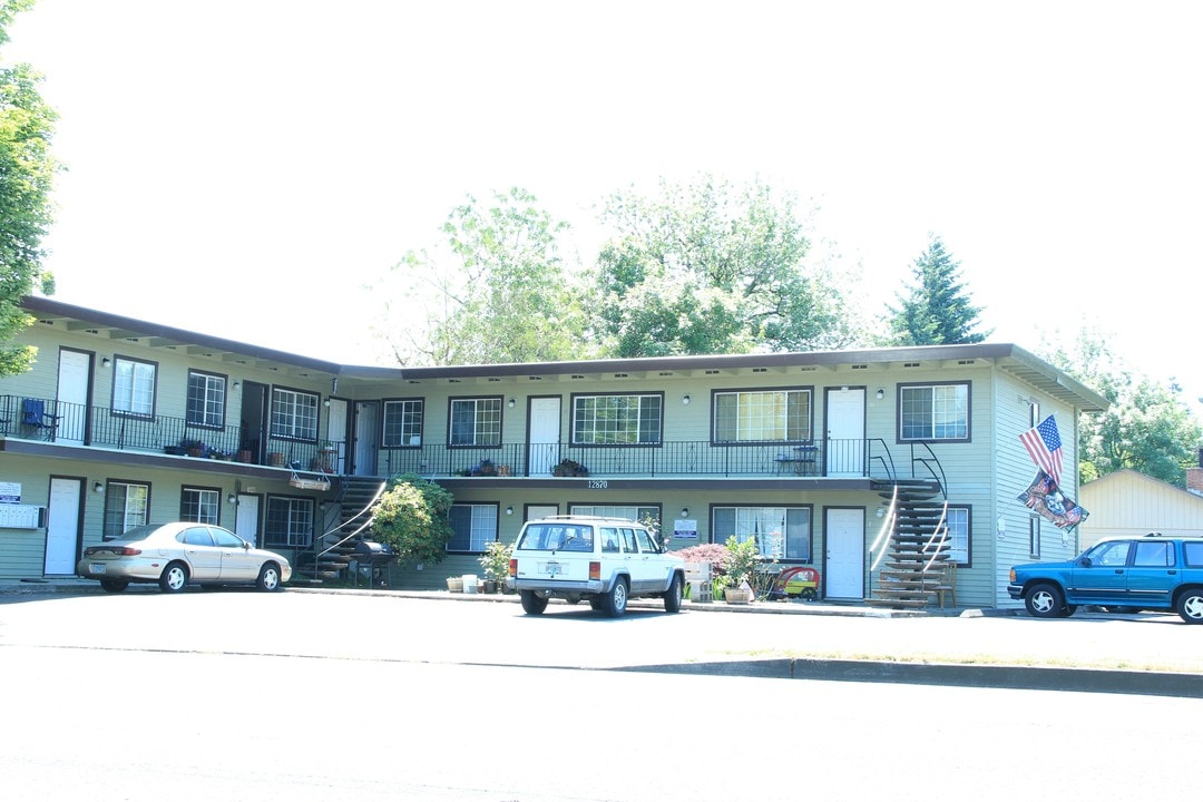 Allendale Apartments in Beaverton, OR - Building Photo