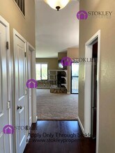 1542 Ashwood Dr in Martinez, CA - Building Photo - Building Photo