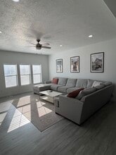 356 N 750 E, Unit SHARED B ROOM 1 in Orem, UT - Building Photo - Building Photo