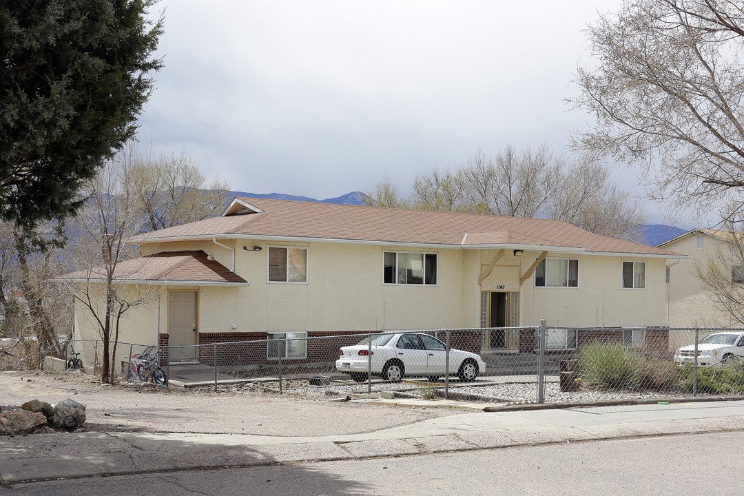 1083 Westmoreland Rd in Colorado Springs, CO - Building Photo