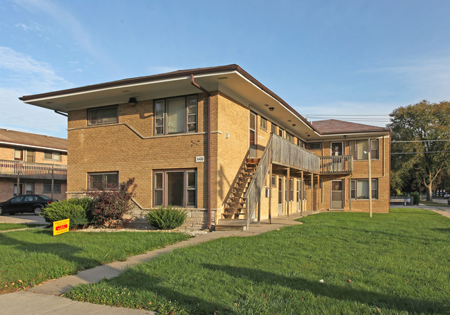 Astoria Commons in Midlothian, IL - Building Photo - Building Photo