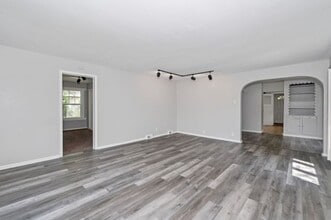 602 E Upham Rd in Duluth, MN - Building Photo - Building Photo