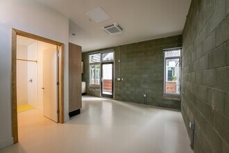 1932 Kearney Ave in San Diego, CA - Building Photo - Building Photo
