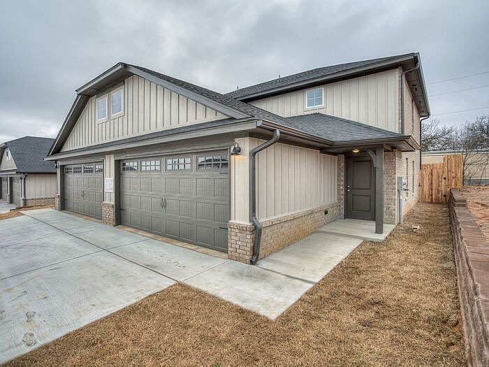 12000 Rhya Ln in Oklahoma City, OK - Building Photo