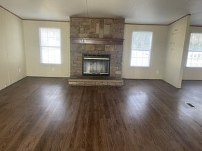 824 Log Landing Rd in Springfield, GA - Building Photo - Building Photo