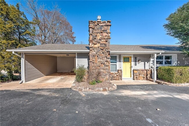 14798 Dutchmans Dr in Rogers, AR - Building Photo - Building Photo