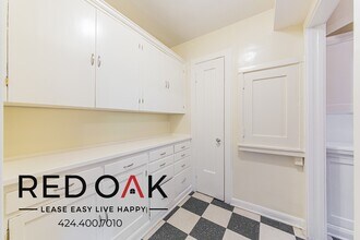 3278 Wilshire Blvd in Los Angeles, CA - Building Photo - Building Photo