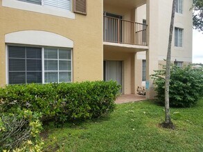4240 San Marino Blvd in West Palm Beach, FL - Building Photo - Building Photo