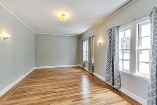 6048 Monroe Ave in Oakland, CA - Building Photo