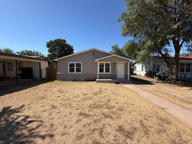 property at 4413 40th St