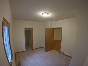 3023 Dupont Ave N in Minneapolis, MN - Building Photo - Building Photo