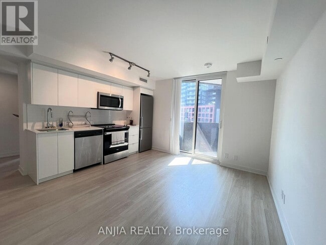 property at 30-530 Tretti Wy