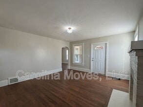 1102 Easley Bridge Rd in Greenville, SC - Building Photo - Building Photo