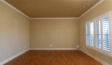 2585 Mossy Rock Pl in Buford, GA - Foto de edificio - Building Photo