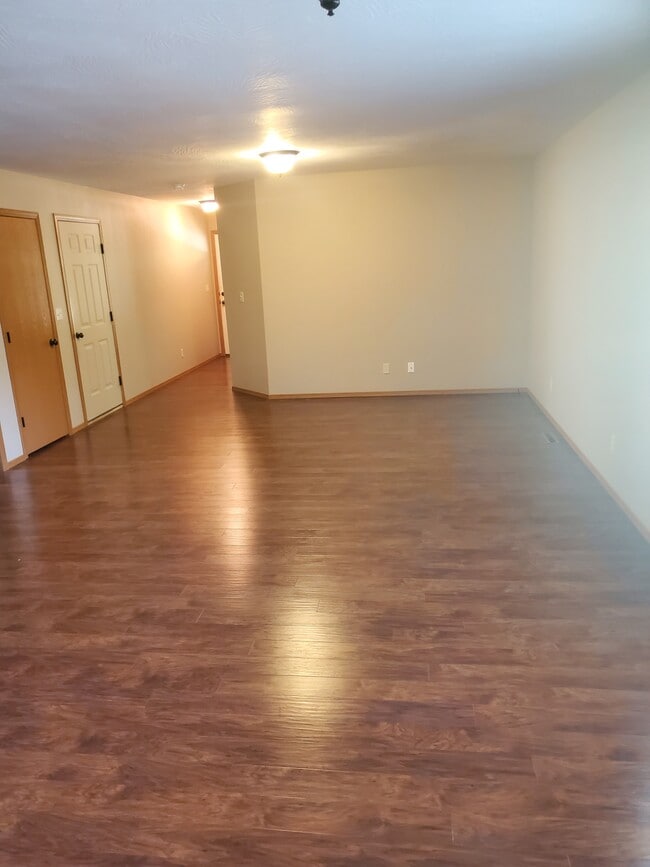 2952 W Chestnut St in Springfield, MO - Building Photo - Building Photo