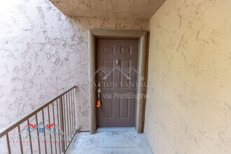 8260 E Arabian Trl in Scottsdale, AZ - Building Photo - Building Photo