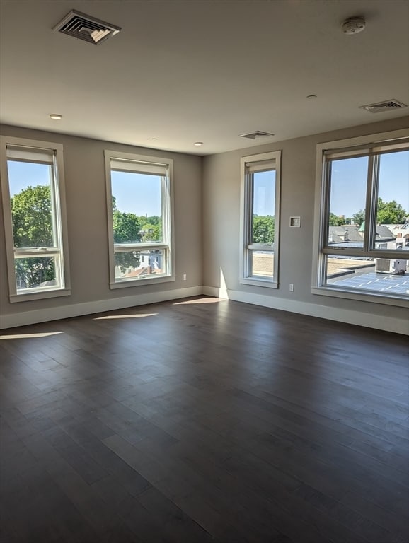 property at 3193 Washington St