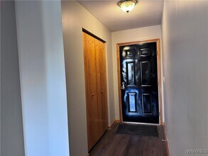 3241 Military Rd in Niagara Falls, NY - Building Photo - Building Photo