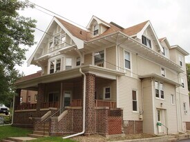 219 6th Ave SW, Unit 6