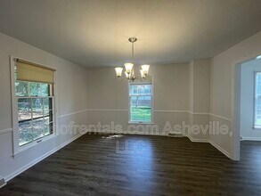 2670 Seminole Dr in Hendersonville, NC - Building Photo - Building Photo