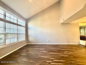 116 Wellington Ct in Englishtown, NJ - Building Photo - Building Photo