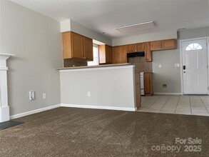 3854 Bullard St in Charlotte, NC - Foto de edificio - Building Photo