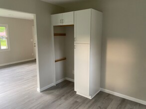 301 McKinney Blvd in Kent, OH - Building Photo - Building Photo