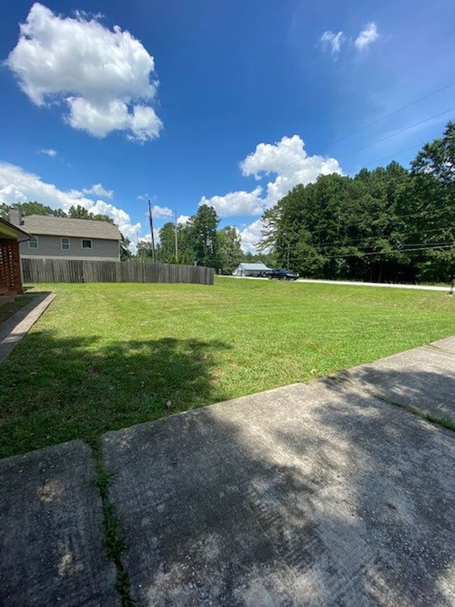 9551 Corinth Rd in Jonesboro, GA - Building Photo - Building Photo