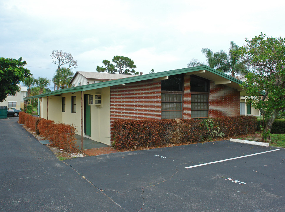 Mainstay Apartments | Quadplex Investment in Stuart, FL - Building Photo